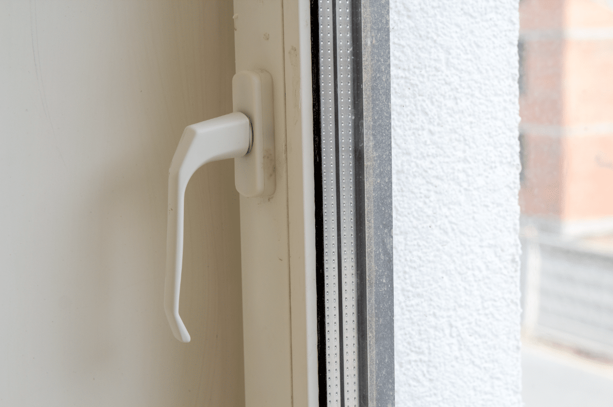 Comment les fenêtres à isolation phonique améliorent-elles le confort intérieur ?