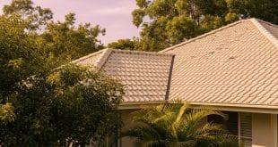 Entretien toiture : pourquoi il influence votre confort thermique ?