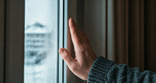 Courants d’air froid : pourquoi apparaissent-ils et comment les éliminer ?
